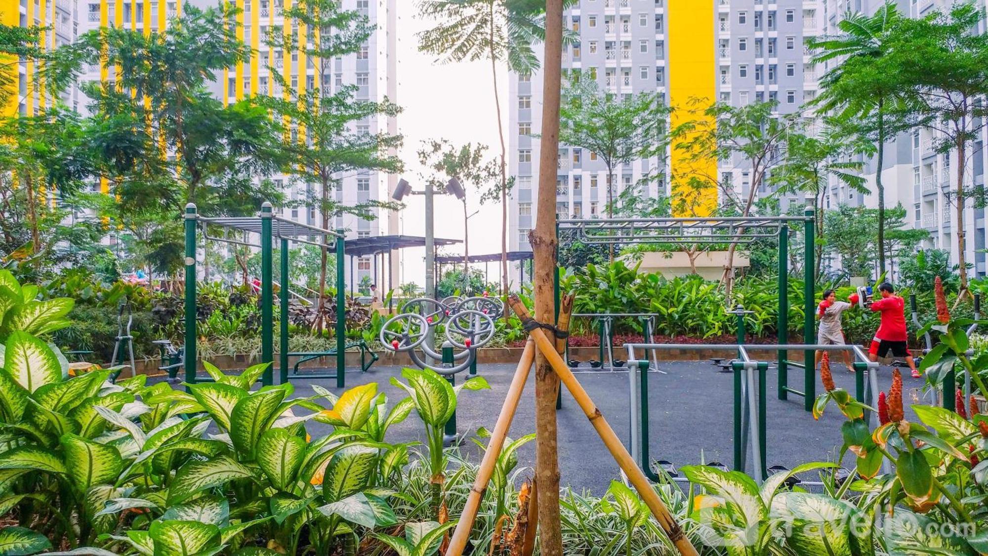 Cozy At 3rd Floor Springlake Summarecon By Travelio *