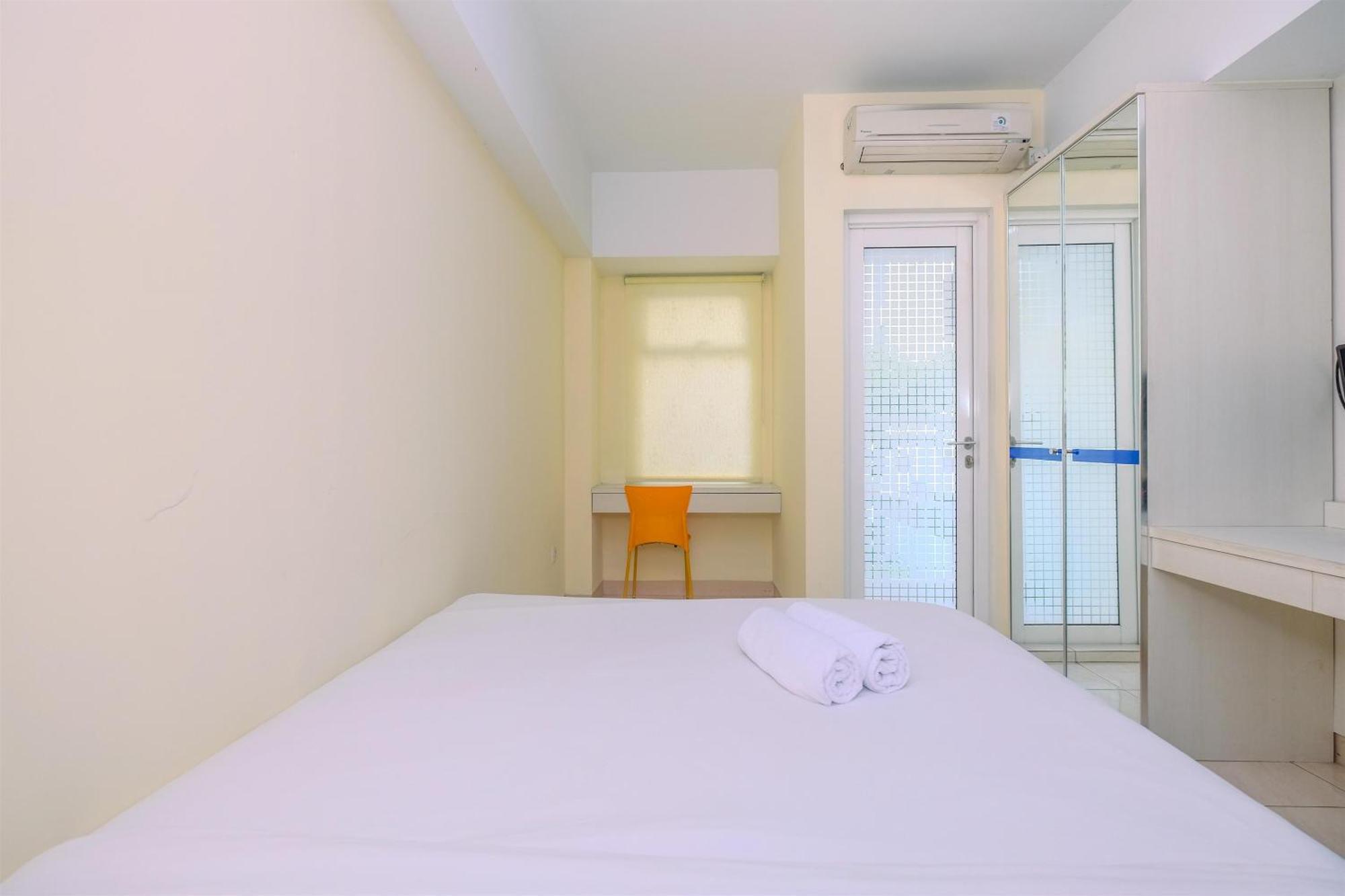 Cozy At 3rd Floor Springlake Summarecon By Travelio